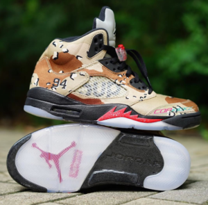 Alternative view of Giày Nike Supreme x Air Jordan 5 Retro 'Desert Camo' 824371-201