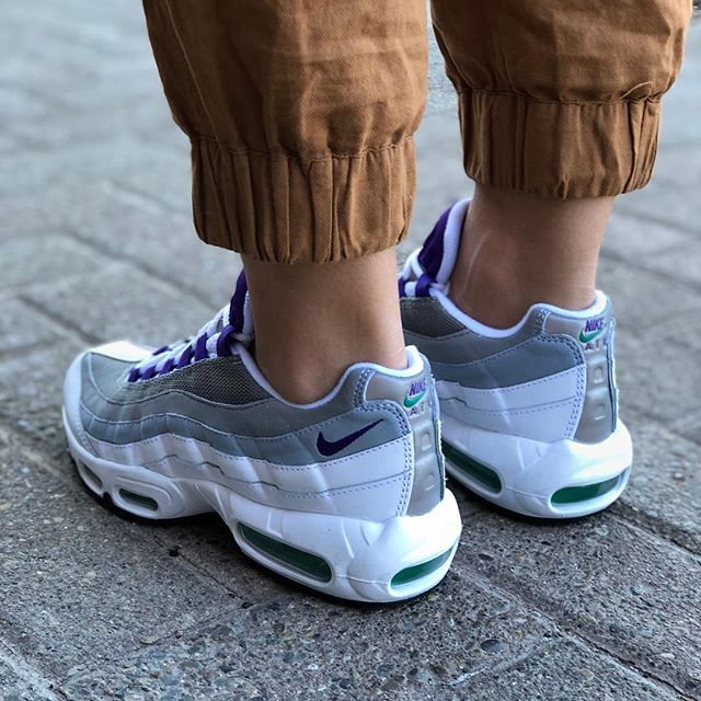 Giày Nike Wmns Air Max 95 'Grape' 2018 307960-109 - Ảnh 2