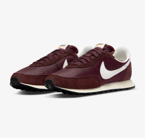 Alternative view of Giày Nike Waffle Trainer 2 'Burgundy Crush' DM0180-600