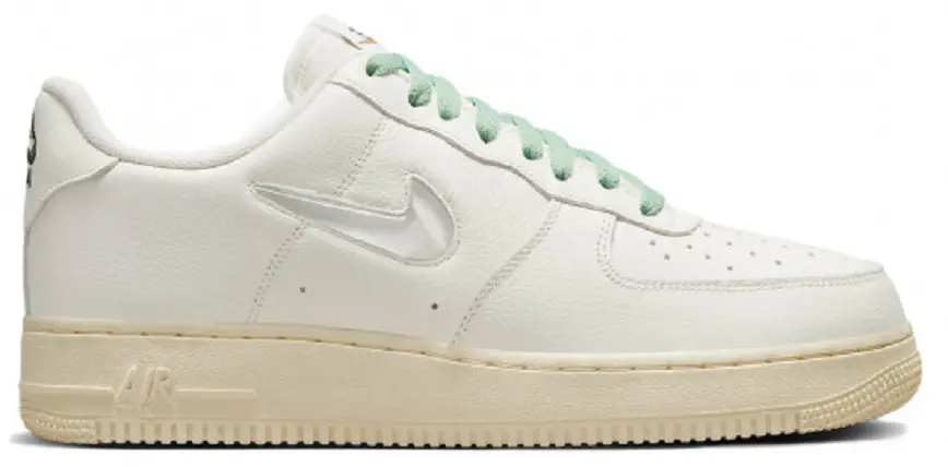 Giay Nike Air Force 1 Low Bijou 'Gold' DO9785-100