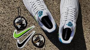 Alternative view of Giày Nike Air Force 1 '07 SE 'Worldwide Pack Volt' CT1414-101