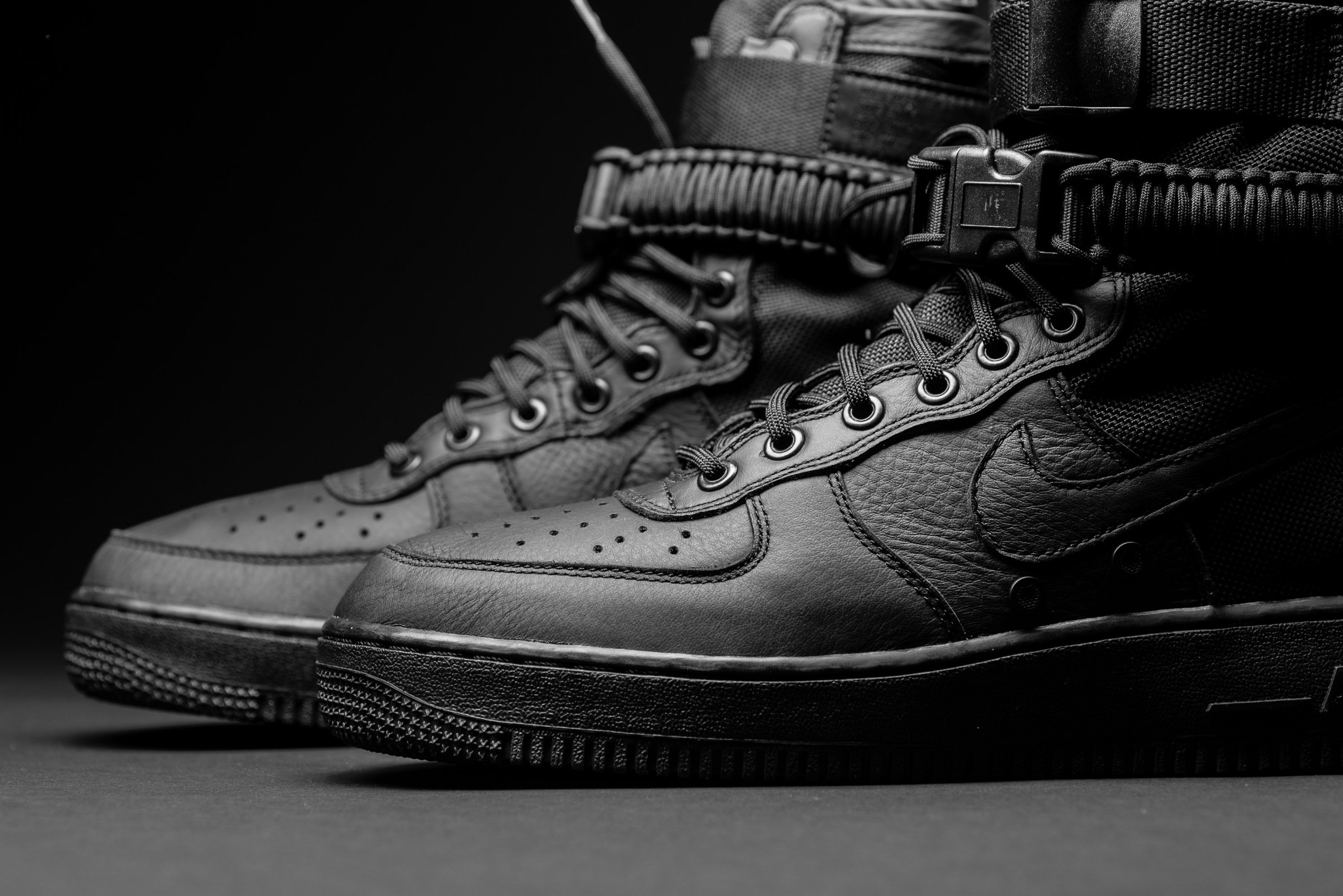 Giày Nike SF Air Force 1 'Triple Black' 864024-003 - Ảnh 5