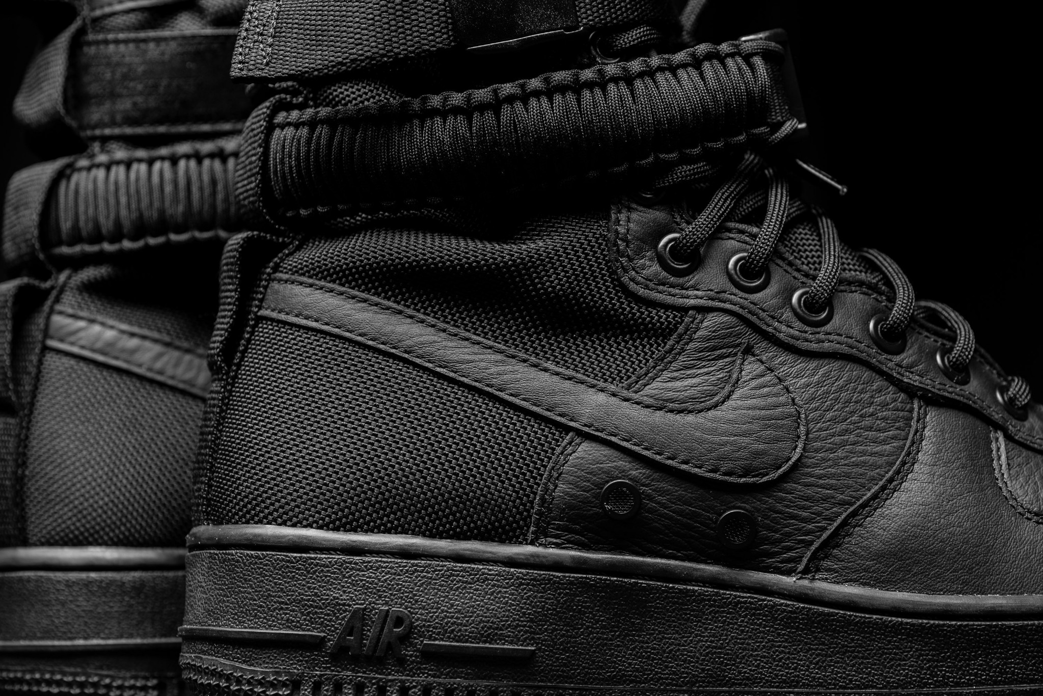 Giày Nike SF Air Force 1 'Triple Black' 864024-003 - Ảnh 4