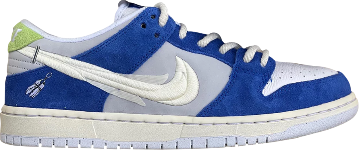 Giay Nike Dunk Low Pro SB 'Fly Streetwear' DQ5130-400