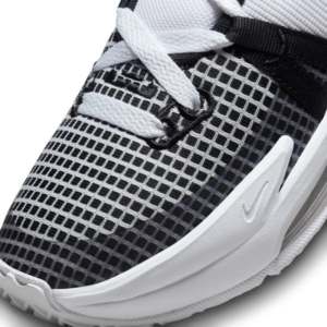 Giay Nike LeBron Witness 7 GS 'White Black' DQ8650-100