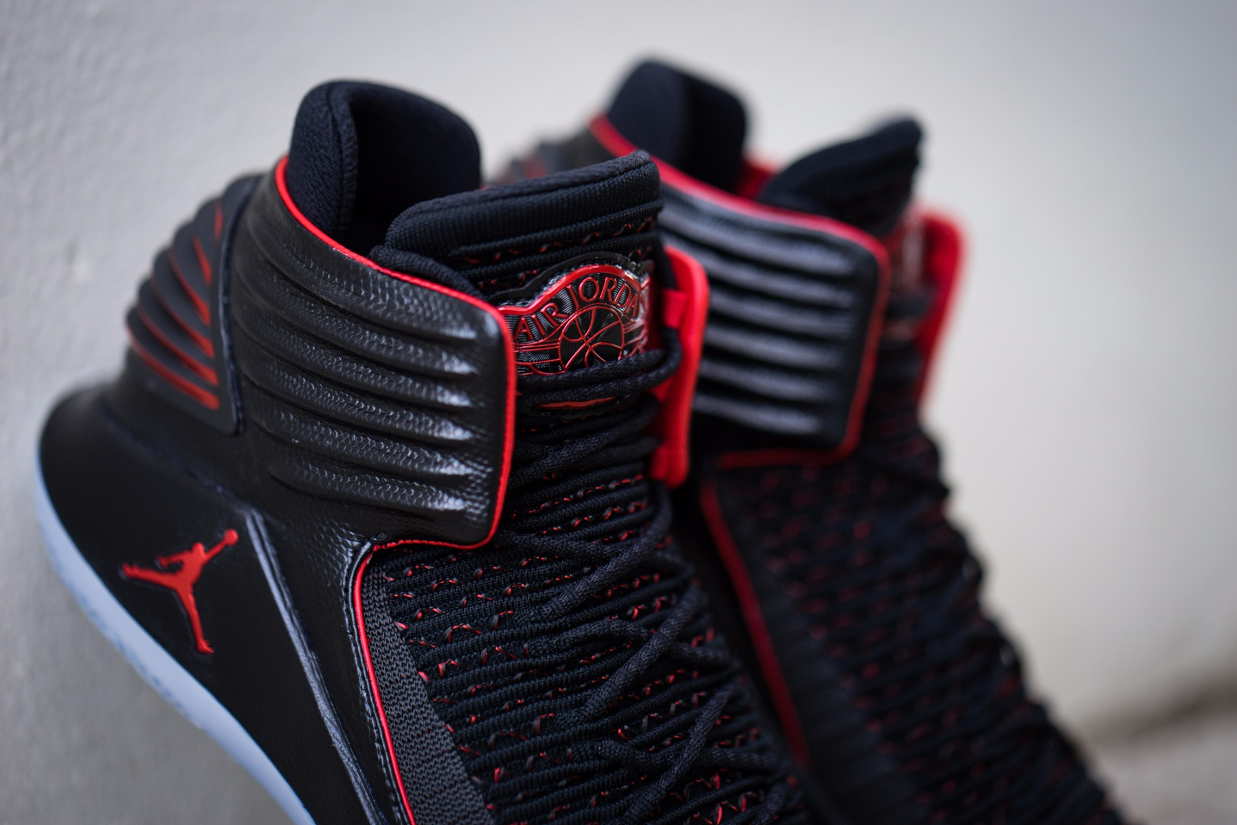 Giày Nike Air Jordan 32 GS 'Banned' AA1254-001 - Ảnh 5