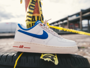 Giay Nike Air Force 1 '07 LX Low 'Command Force' DR0148-100