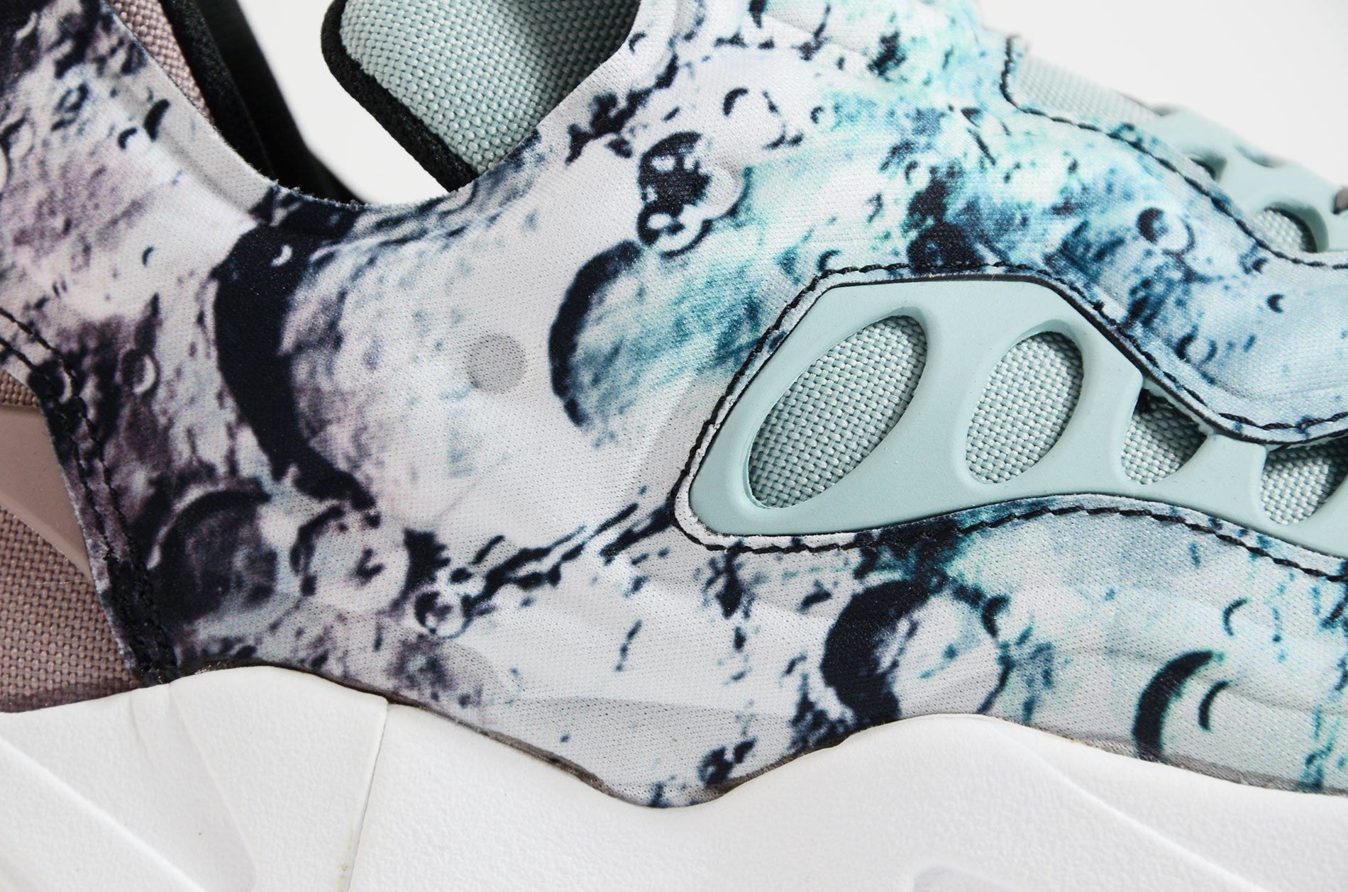 Giày Reebok Instapump Fury Road SG 'Moon Landing' V68798 - Ảnh 6