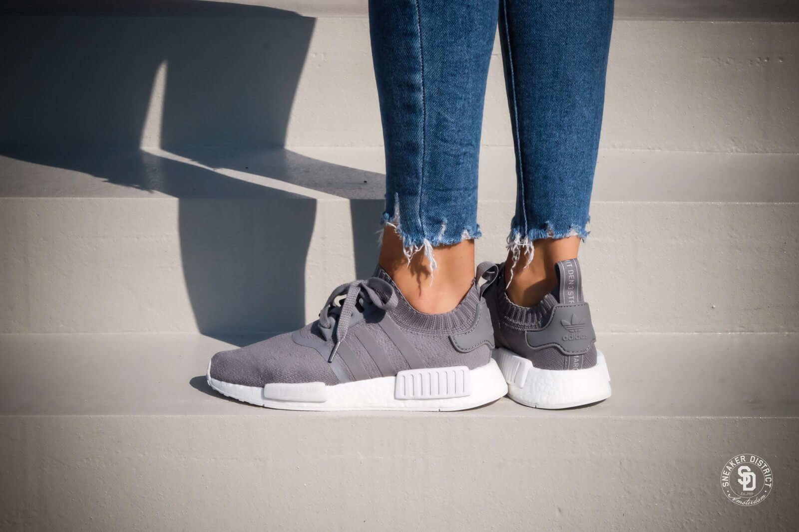 Giày Adidas Wmns NMD_R1 Primeknit 'France' BY8762 - Ảnh 5