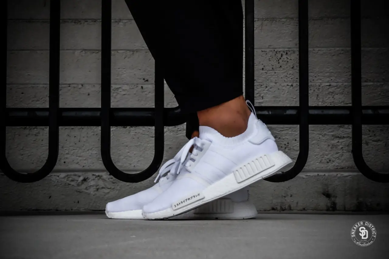 Alternative view of Giày Adidas NMD_R1 Primeknit 'Japan Triple White' BZ0221