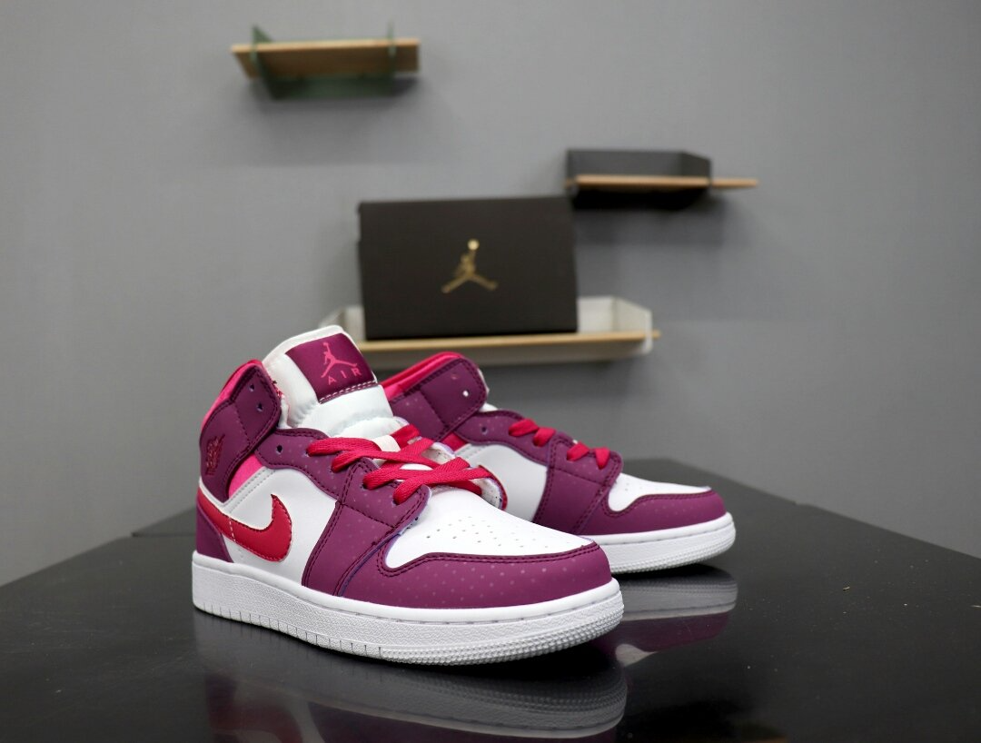 Giày Nike Air Jordan 1 Mid GS 'Rush Pink' 555112-661 - Ảnh 4