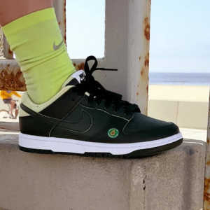 Alternative view of Giày Nike Dunk Low 'Avocado' DM7606-300