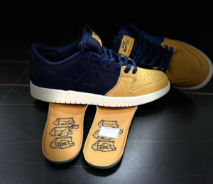 Giay Nike Dunk Low SB 'Navy Desert Ochre' DX6775-400
