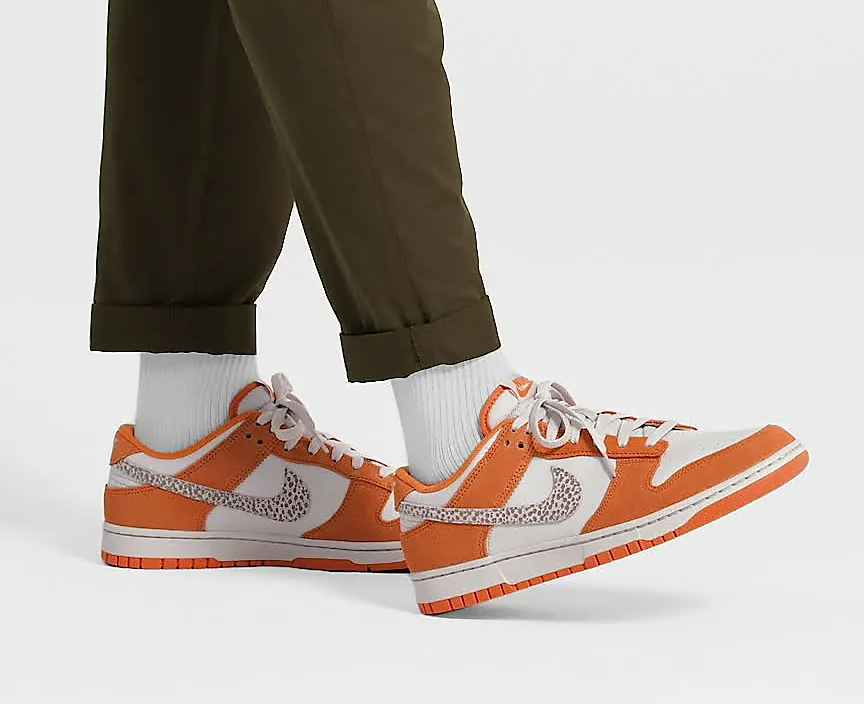 Giay Nike Dunk Low 'Safari Swoosh Kumquat' DR0156-800
