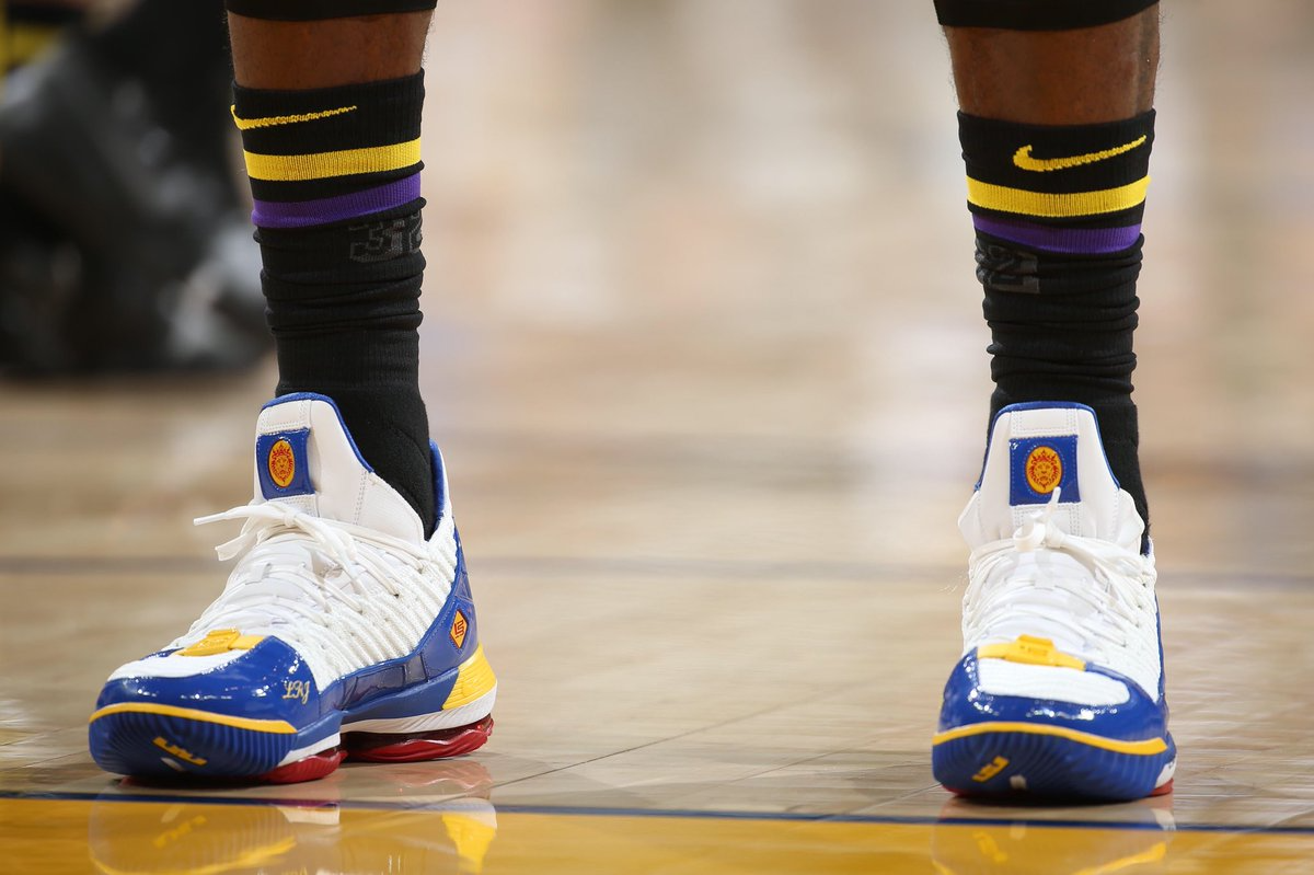 Giày Nike LeBron 16 'Superman SuperBron' CD2450-400 - Ảnh 6