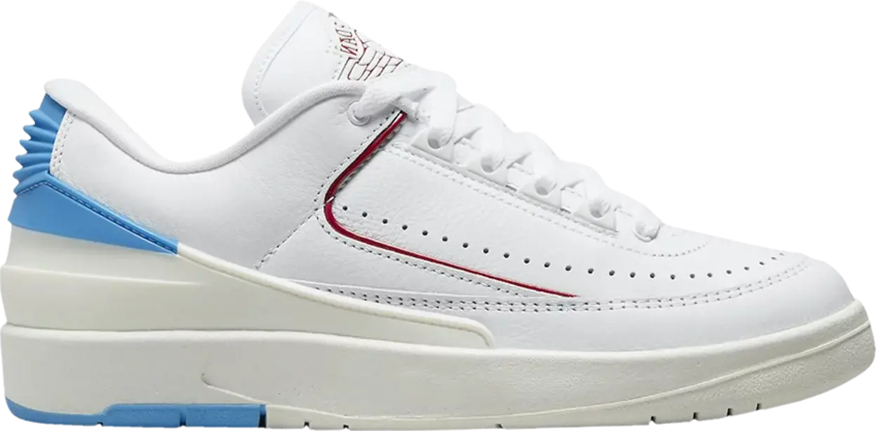 Giay Nike Wmns Air Jordan 2 Retro Low 'UNC to Chicago' DX4401-164