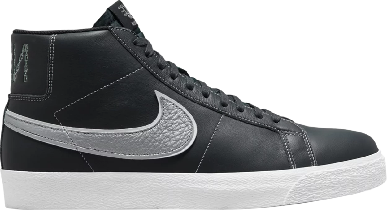 Giay Nike SB Zoom Blazer Mid 'Mason Silva Dark Obsidian Metallic Silver' DZ7260-400
