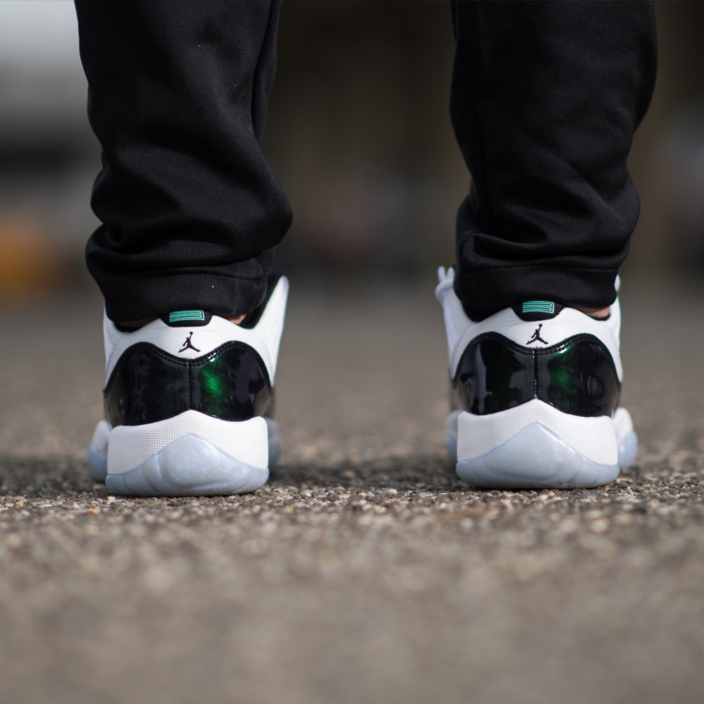 Giày Nike Air Jordan 11 Retro GS 'Emerald' 528896-145 - Ảnh 6