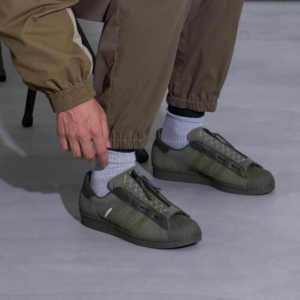 Alternative view of Giày Adidas Superstar 80s 'Black' GX1401