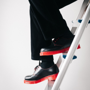 Alternative view of Giày Dr. Martens CLOT x 1461 'Black Red' 27153001