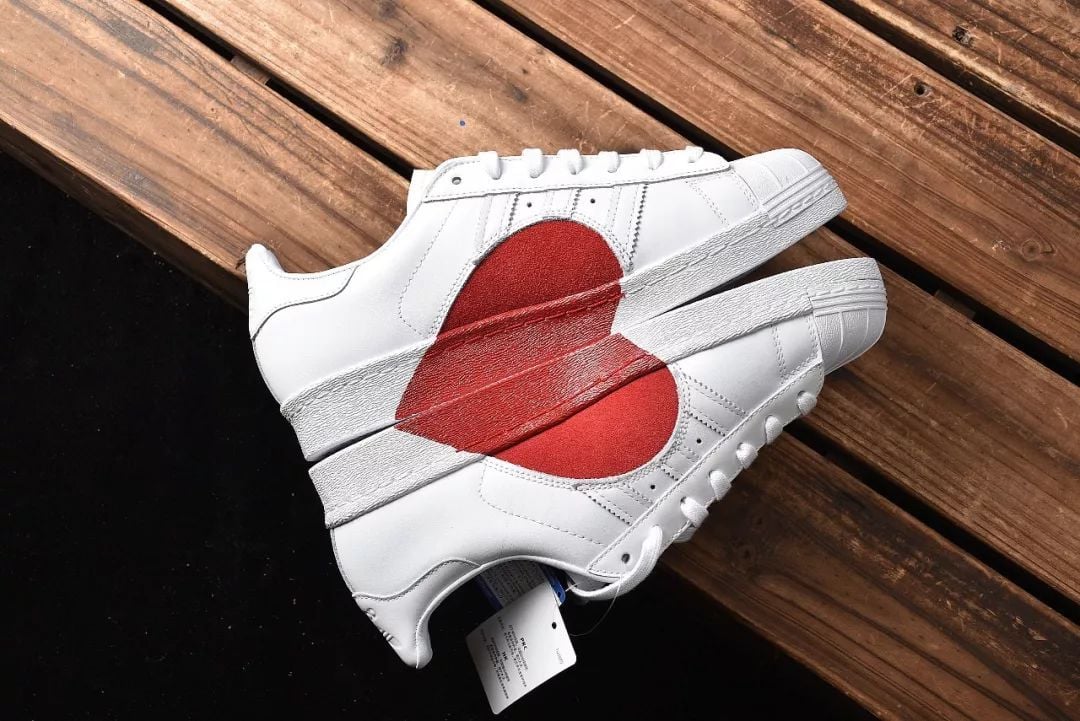 Giày Adidas Originals Superstar 80s Half Heart 'White Red' CQ3009 - Ảnh 4