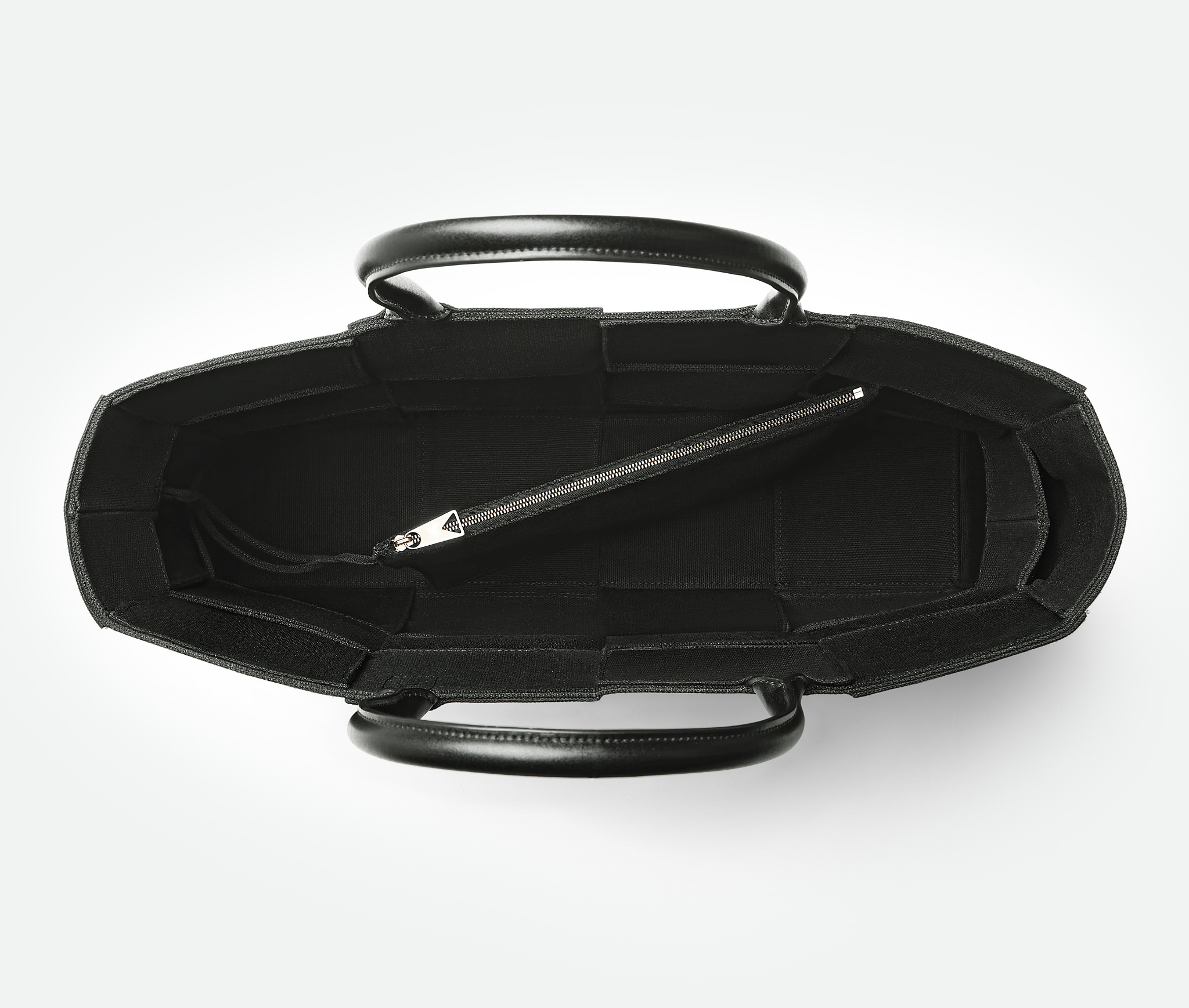 Tui Bottega Veneta Large Arco Tote Bag 'Black' 718401VMBN58803