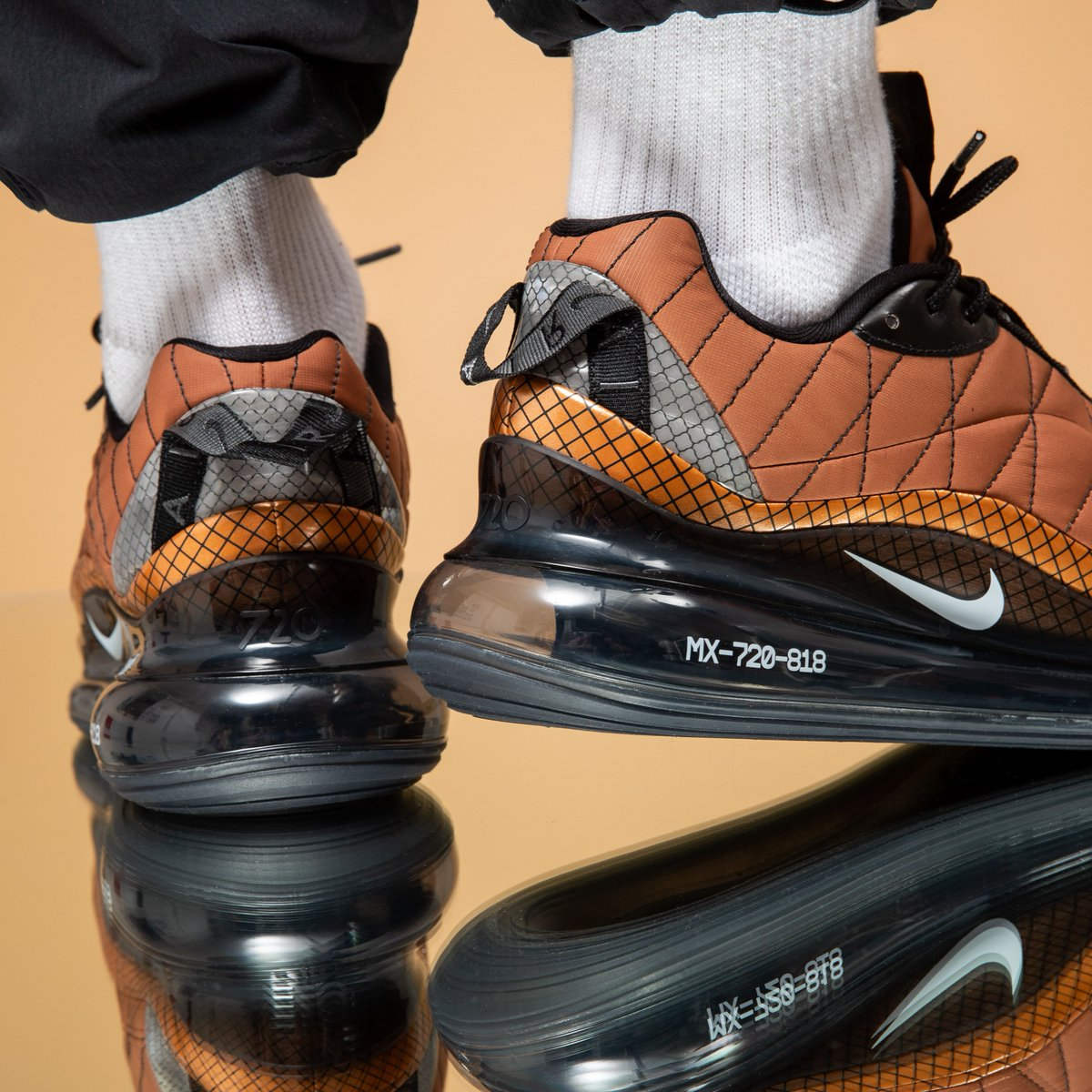 Giày Nike Air Max 720 818 'Metallic Copper' BV5841-800 - Ảnh 5