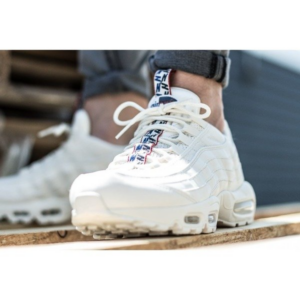 Alternative view of Giày Nike Air Max 95 TT Pull Tab 'Sail' AJ1844-101