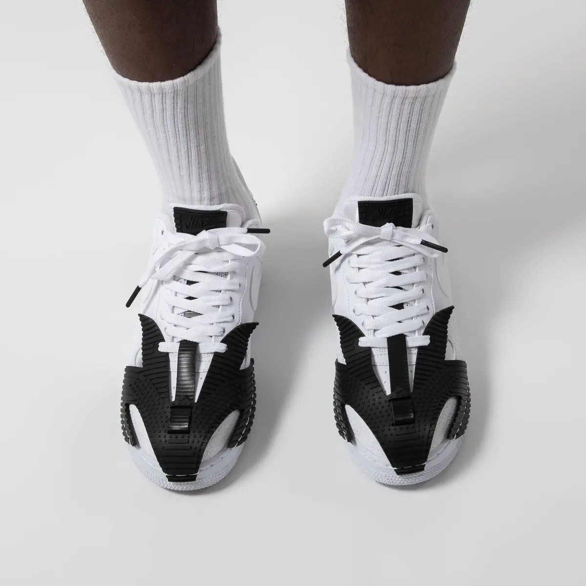 Alternative view of Giày Nike Air Force 1 NDSTRKT 'White Black' CZ3596-100