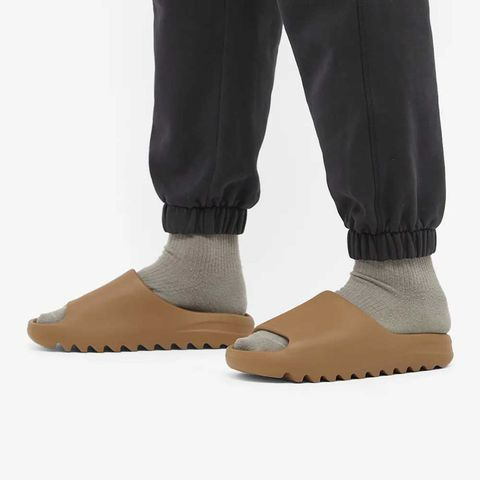 Dép Adidas Yeezy Slides 'Core' 2021 GW5350 - Ảnh 3