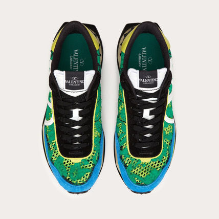 Giay Valentino Garavani Lacerunner sneaker XY2S0F28ZUX-B08