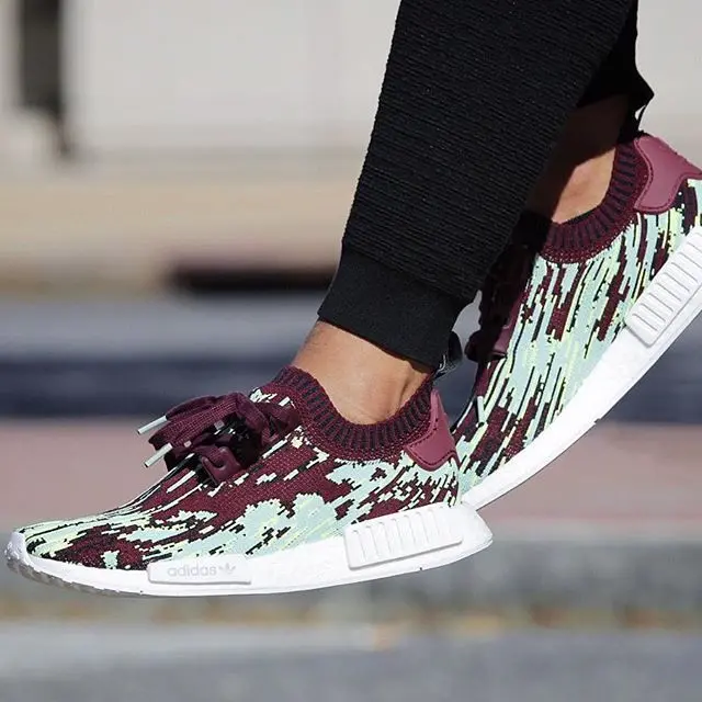Alternative view of Giày Adidas Sneakersnstuff x NMD_R1 Primeknit 'Datamosh 2.0' DB2843
