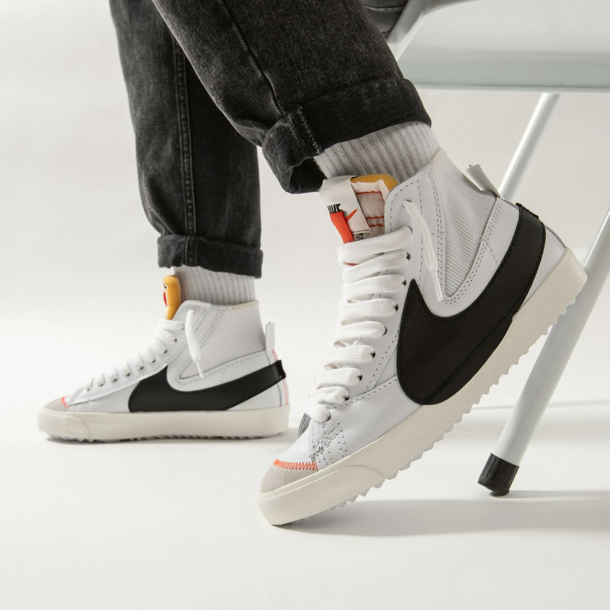 Giày Nike Blazer Mid '77 Jumbo 'White Black' DD3111-100 - Ảnh 2