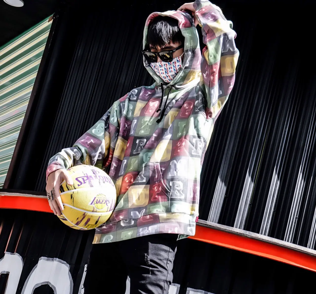 Alternative view of Áo Supreme Blocks Hooded Sweatshirt Multicolor SUP-BLHSMC