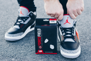 Alternative view of Giày Nike Air Jordan 3 Retro OG BG 'Black Cement' 854261-001