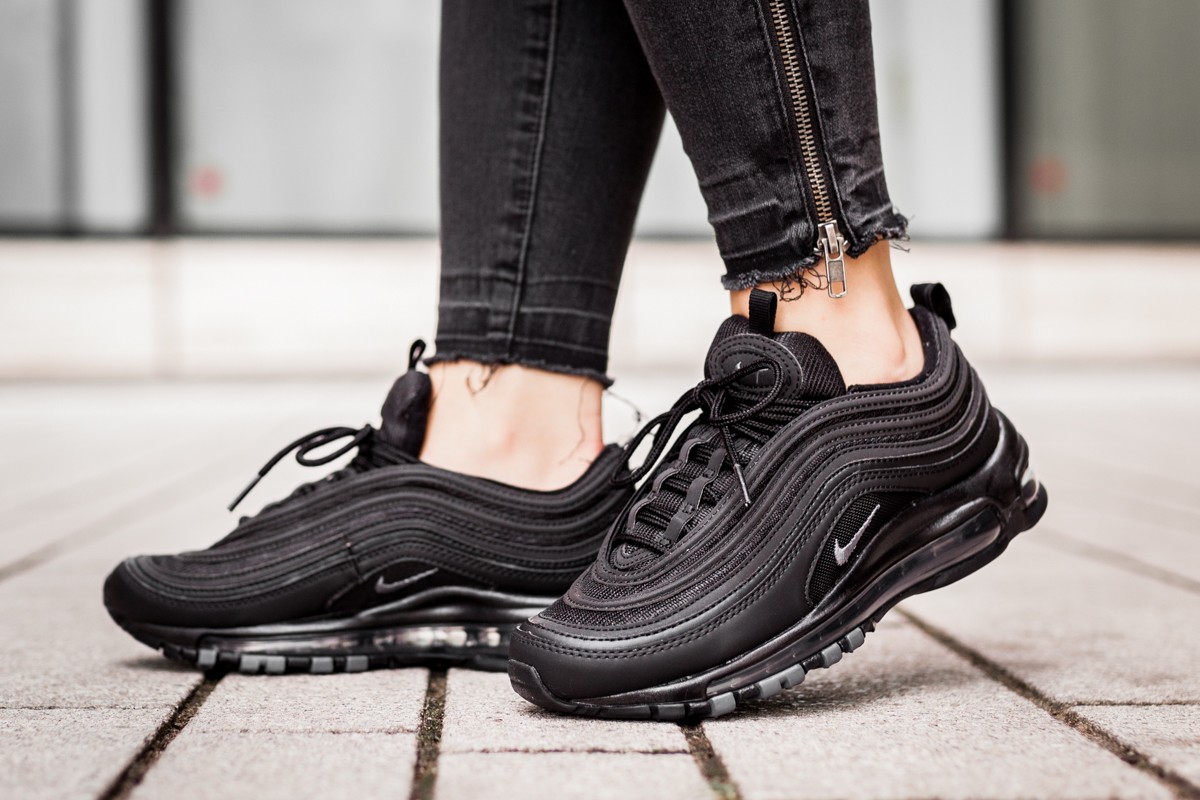 Giày Nike Air Max 97 'Triple Black' BQ4567-001 - Ảnh 2