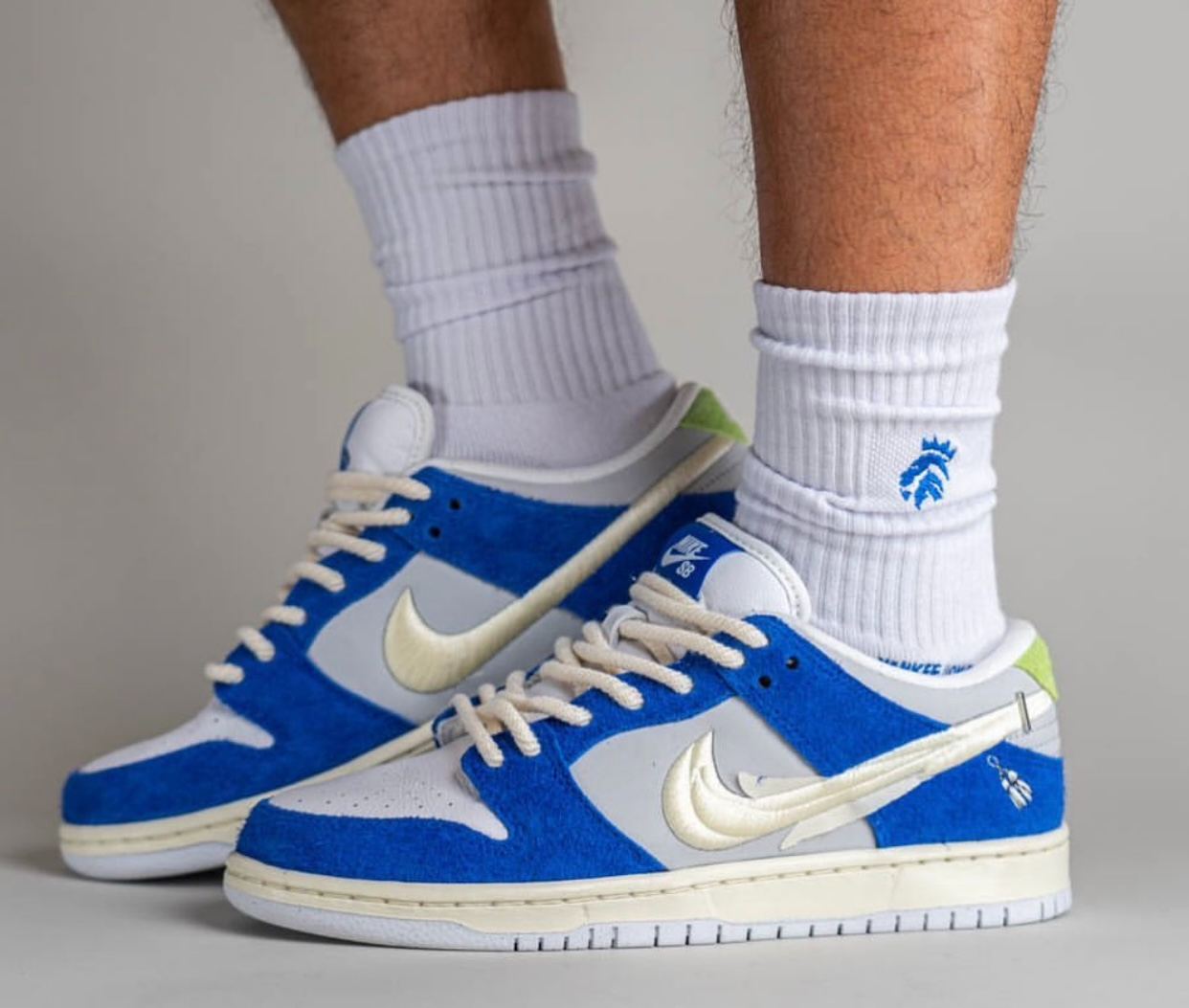 Giay Nike Dunk Low Pro SB 'Fly Streetwear' DQ5130-400