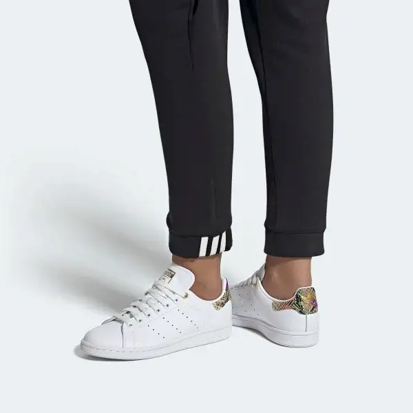Alternative view of Giày Adidas Wmns Stan Smith 'Snakeskin Floral Mash Up' FV3086