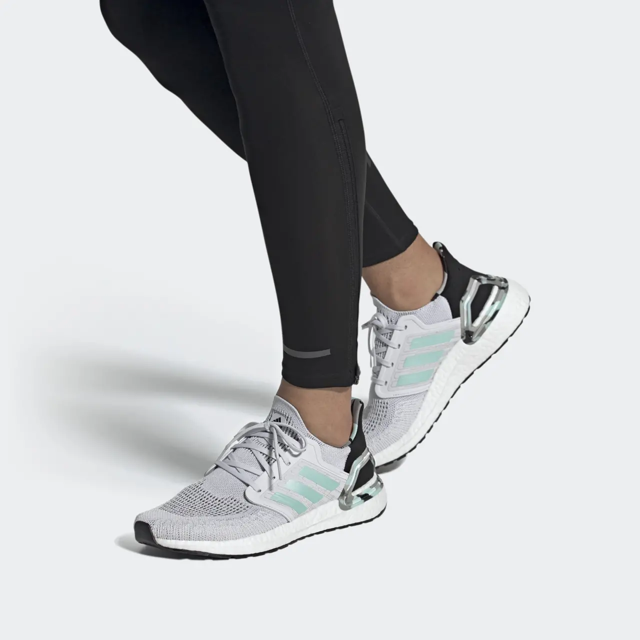 Alternative view of Giày Adidas UltraBoost 20 Consortium 'Grey Camo' FV8323