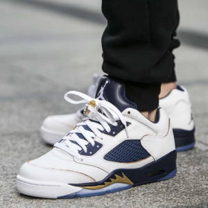 Alternative view of Giày Nike Air Jordan 5 Retro Low GS 'Dunk From Above' 314338-135