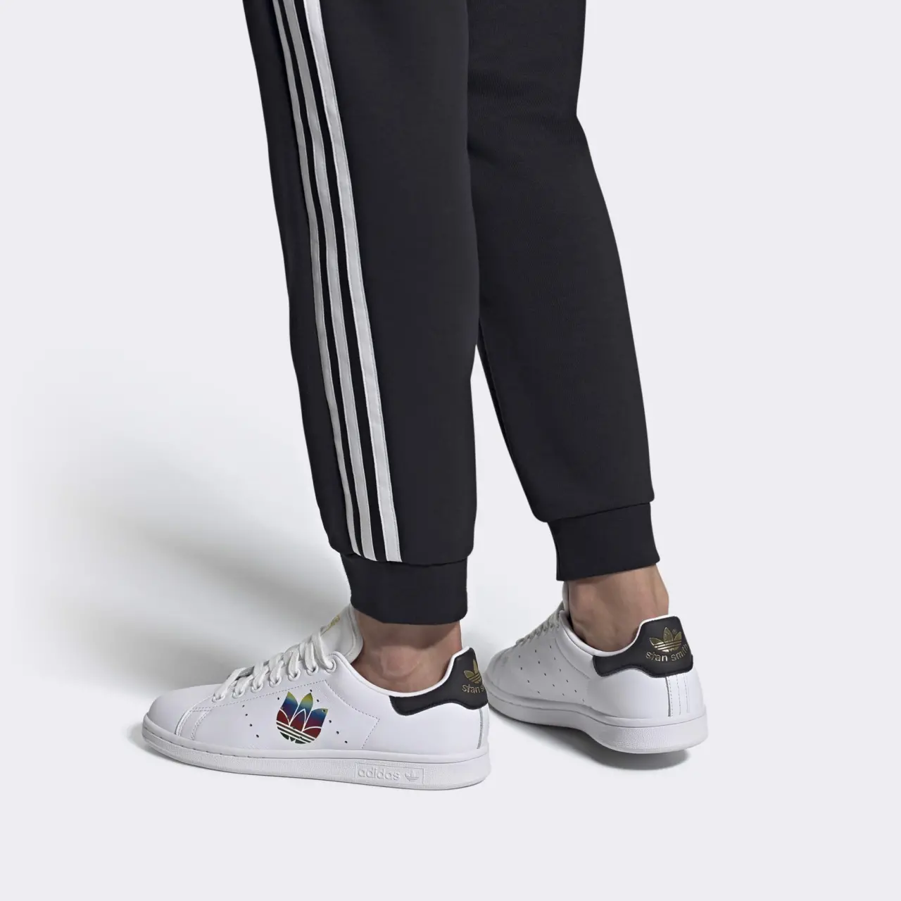 Alternative view of Giày Adidas Stan Smith 'Colorful Trefoil' FW2443