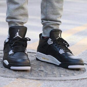 Alternative view of Giày Nike Air Jordan 4 Retro BG 'Oreo' 408452-003