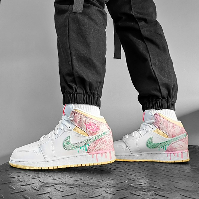 Giày Nike Air Jordan 1 Mid SE GS 'Paint Drip' DD1666-100 - Ảnh 3