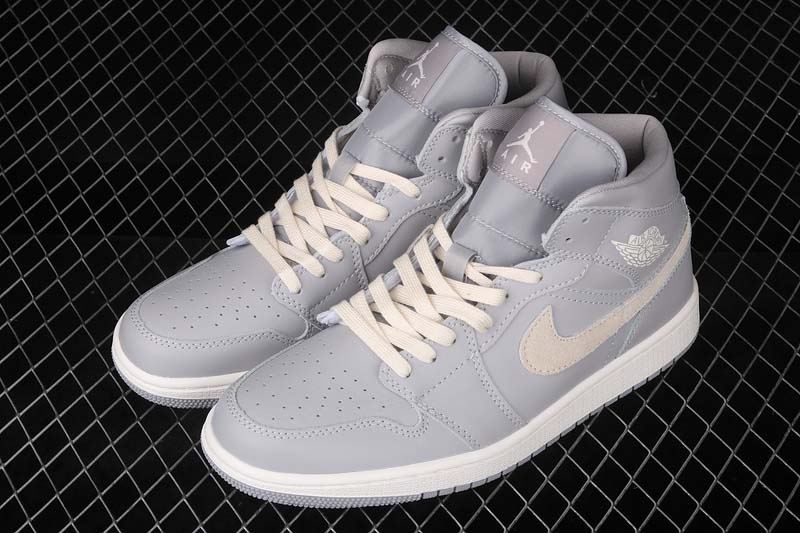 Giày Nike Wmns Air Jordan 1 Mid 'Grey Light Bone' CD7240-002 - Ảnh 5