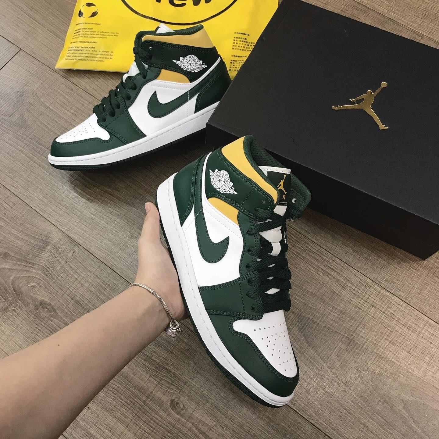 Giày Nike Air Jordan 1 Mid 'Green Yellow' 554724-371 - Ảnh 9
