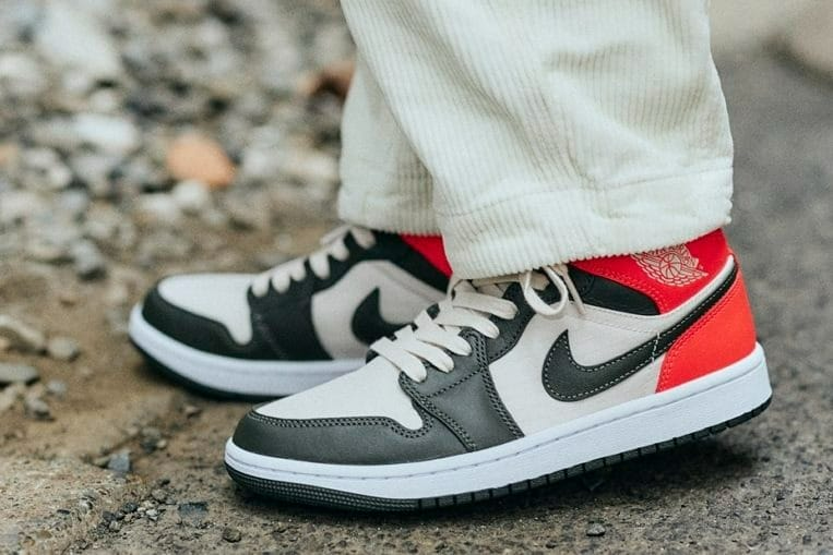 Giày Nike Wmns Air Jordan 1 Mid SE 'Newsprint' DQ6078-100 - Ảnh 7