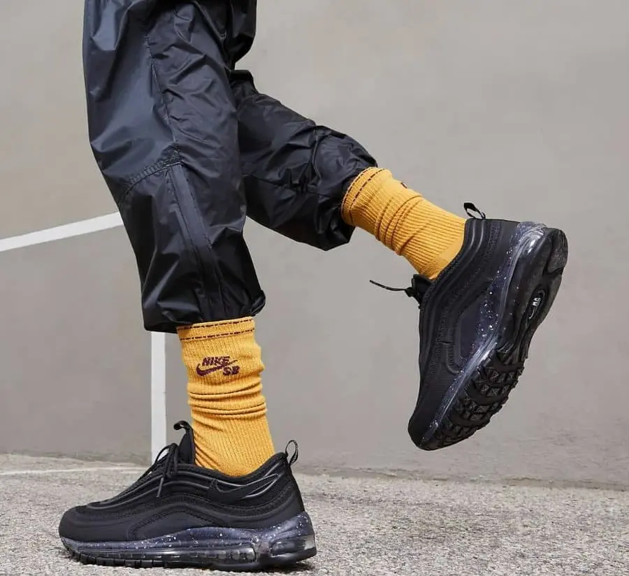 Giay Nike Air Max Terrascape 97 'Triple Black' DQ3976-001