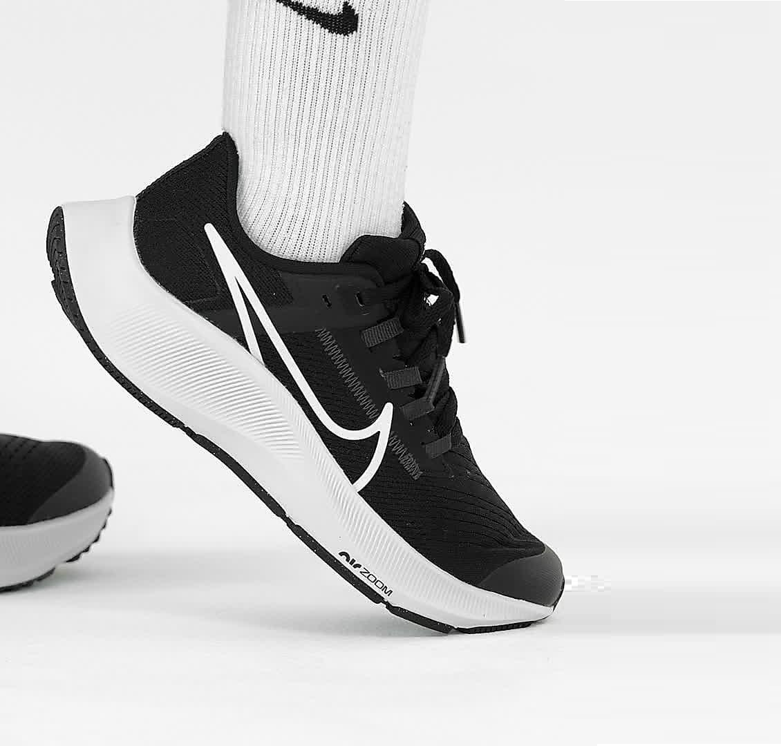 Giày Nike Air Zoom Pegasus 38 'Black White' CZ1815-002 - Ảnh 2