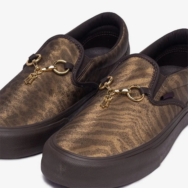 Giay Vans Needles x Vault Classic Slip On V 'Animal Print Brown' VN0A3QXY2GU