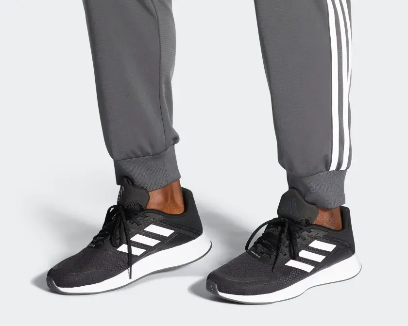 Giay Adidas Darumo SL 'Black White' FW8786